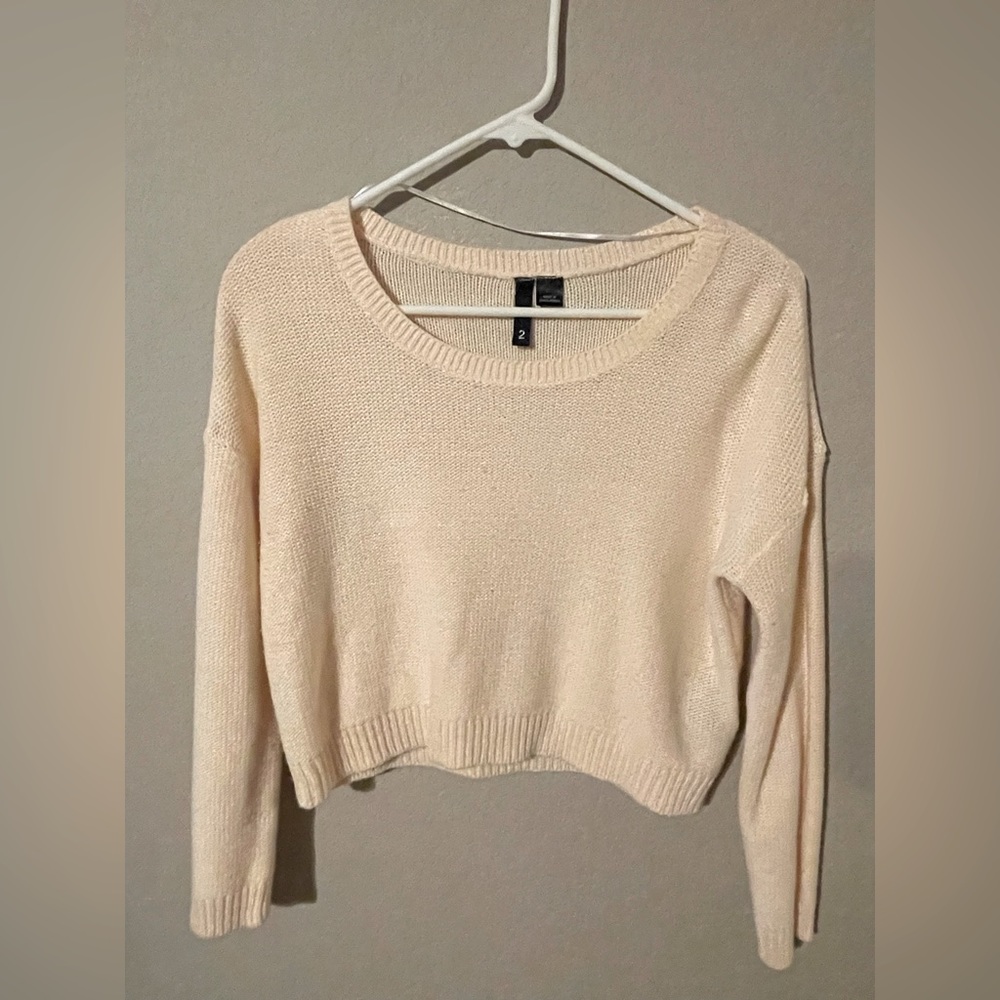 Size 2 (small), light orange, H&M, long-sleeve cropped sweater